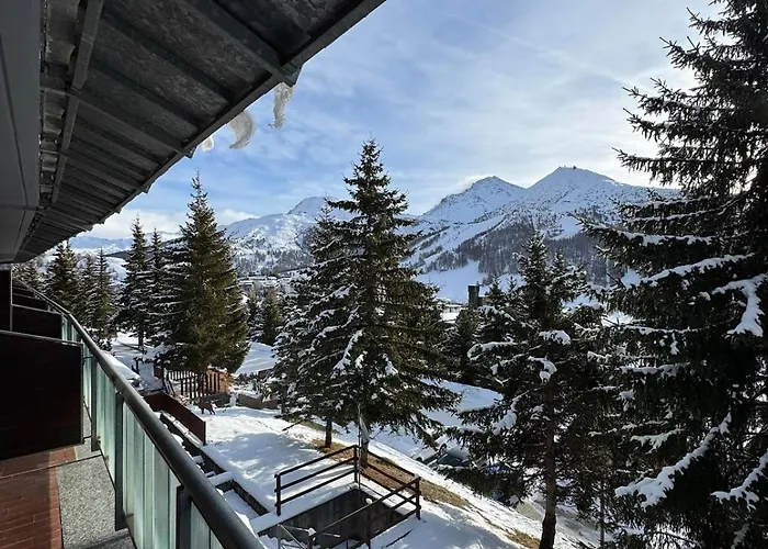 Apartment Sestriere, Trilocale Panoramico Fronte Piste